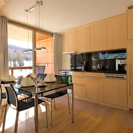 公寓 Chesa Lej By Interhome